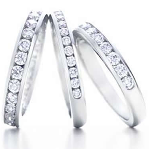 9CT WG WBANDS WITH RB CUT DIAM CHANNEL SET